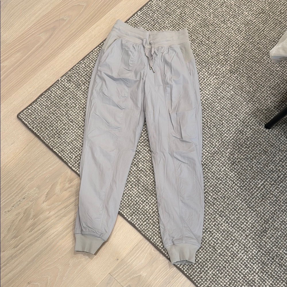 Lulu lemon Gray Jogger Pants